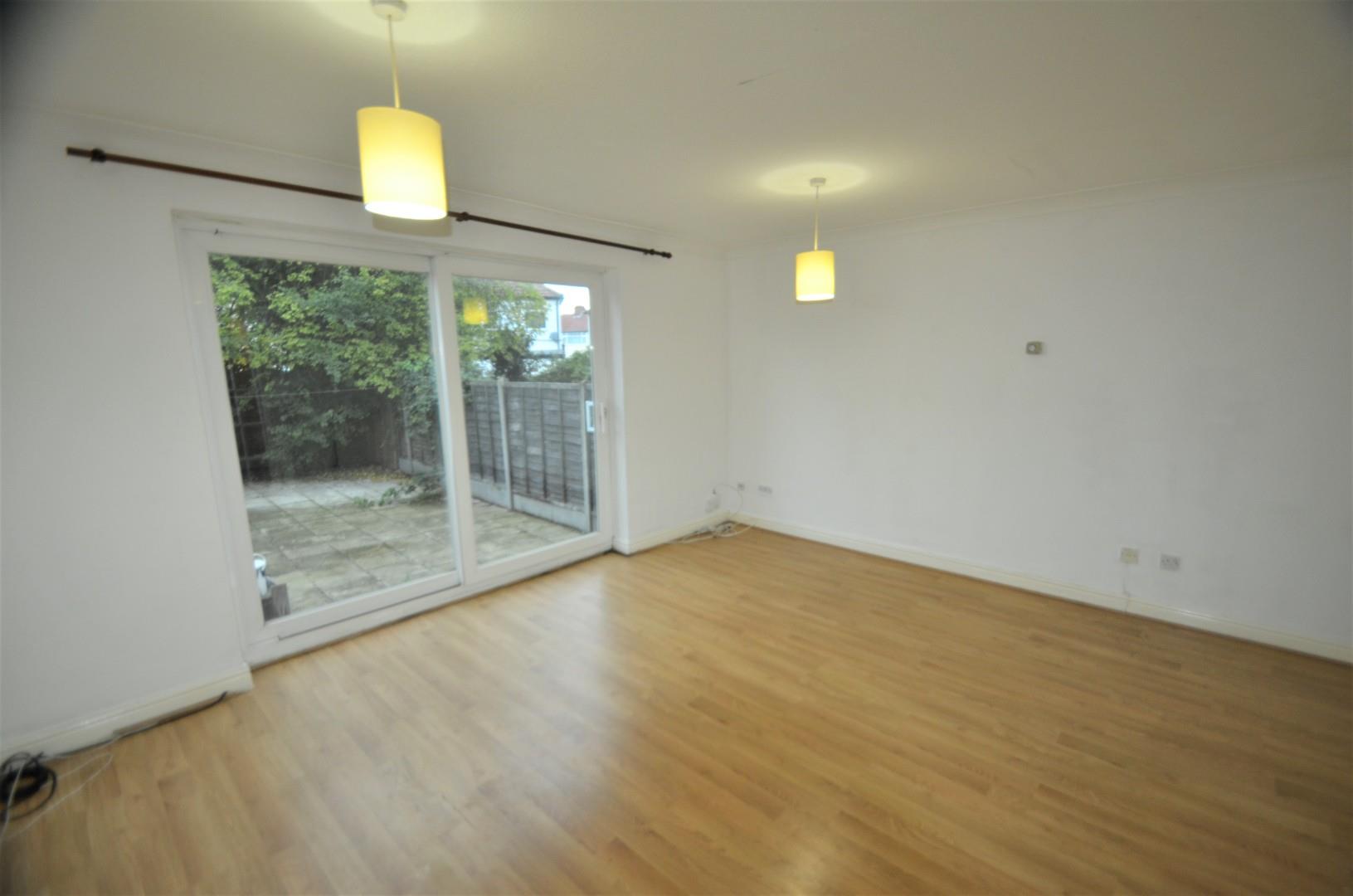 Briary Grove, Edgware